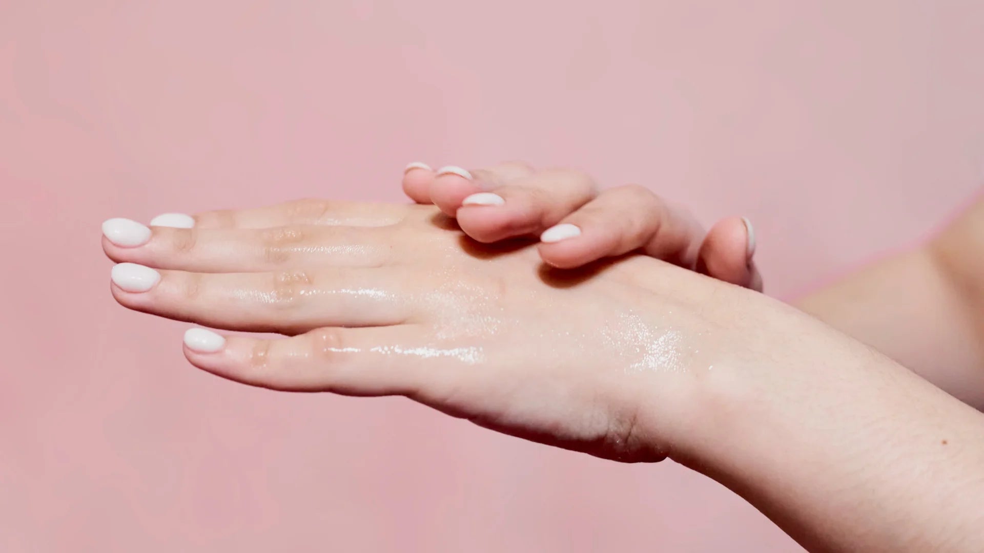 botticacosmetics-potrzeby-skory-header-img-main-cover.webp